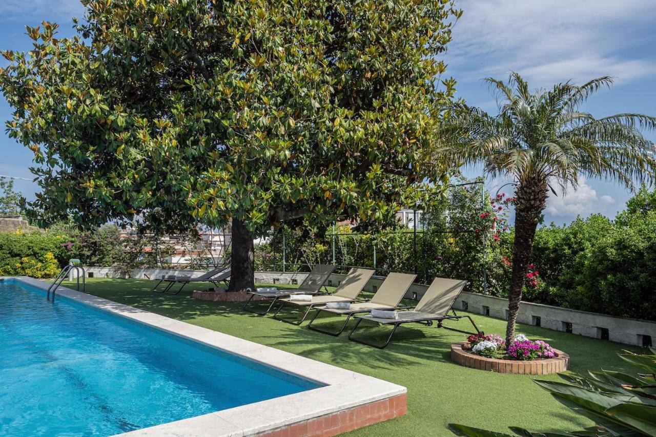 Villa Aurora *