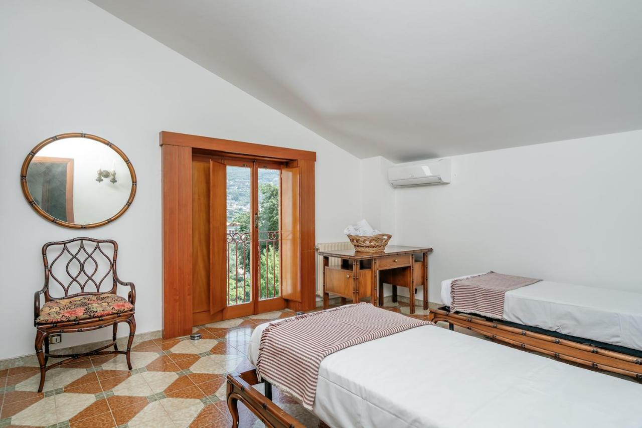 Aurora Villa Vico Equense